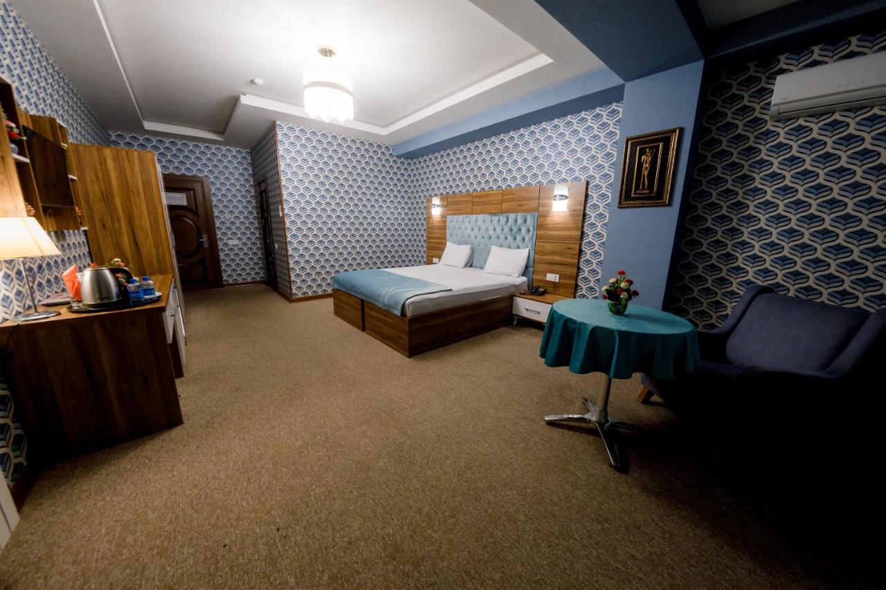 Royal Sapphire Hotel Baku Exterior photo