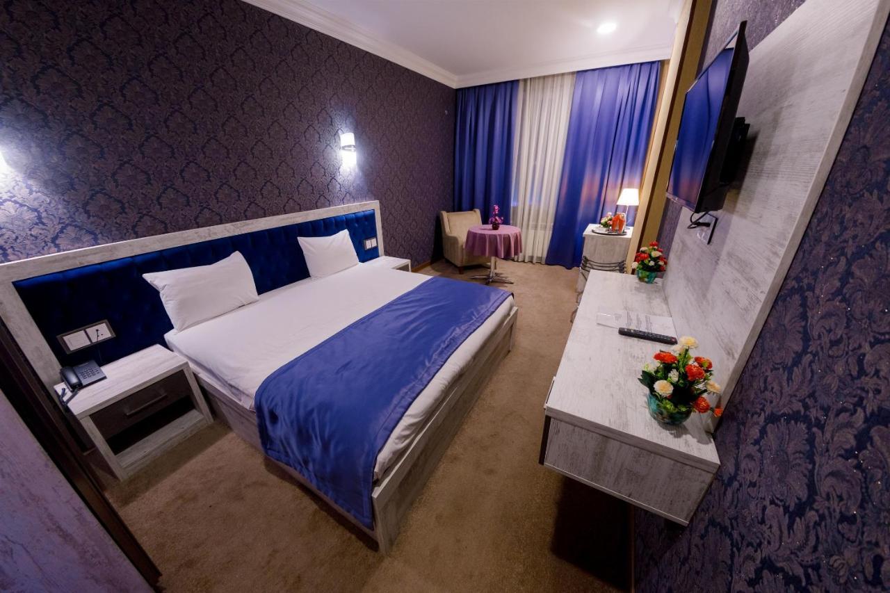 Royal Sapphire Hotel Baku Exterior photo