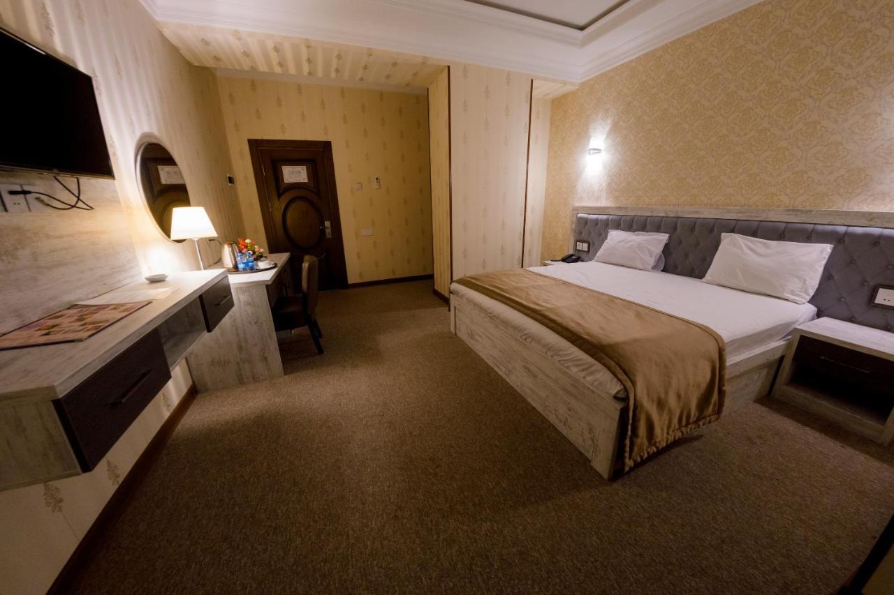 Royal Sapphire Hotel Baku Exterior photo